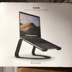 Curve Mac desktop stand